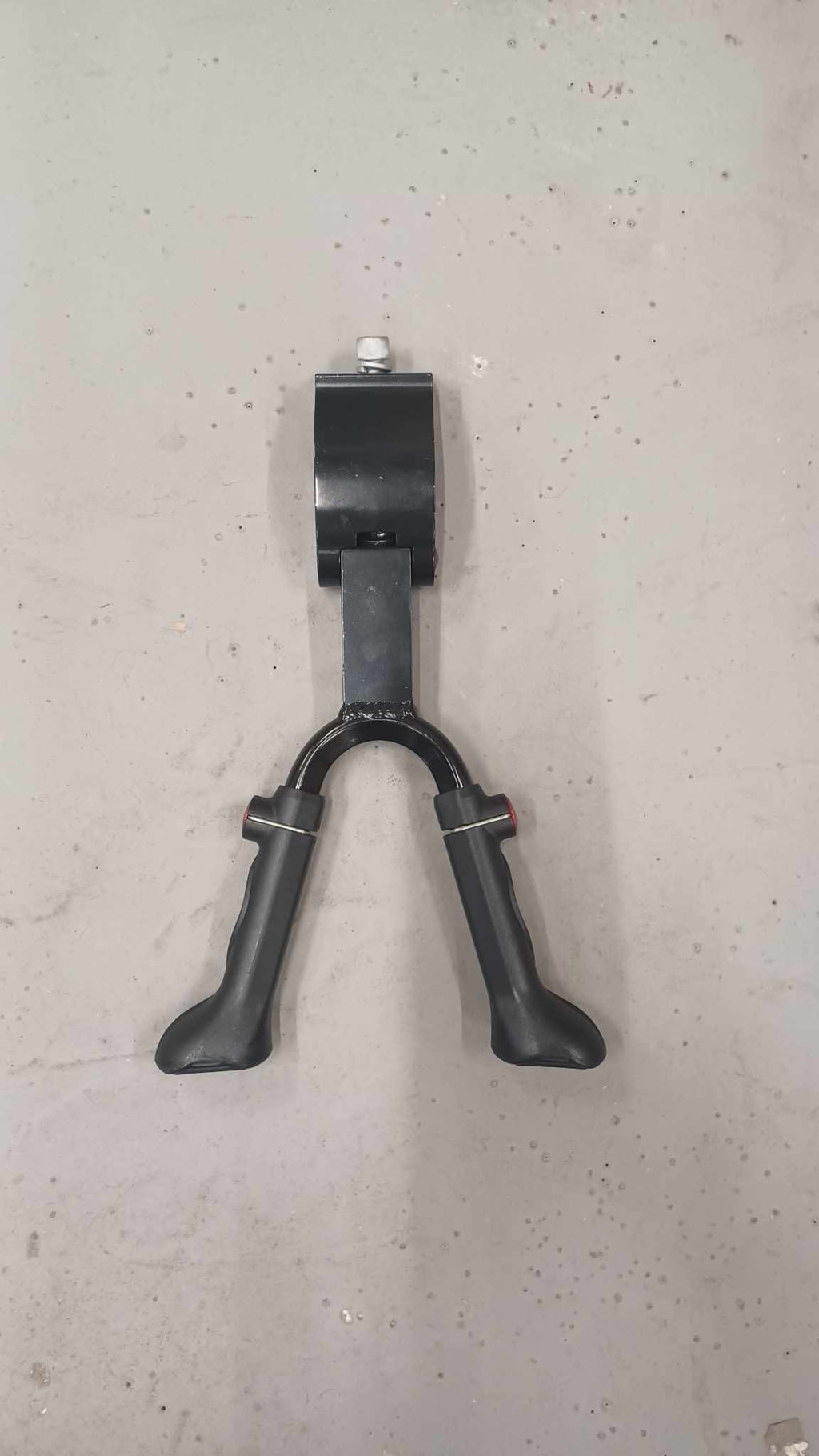 Heavy Duty Adjustable Double Leg Kickstand Kickstand 30.00 Atelier Olympia