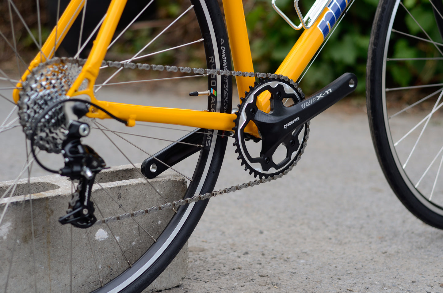 ! Yellow Advantage Complete Bicycle 1200.00 Atelier Olympia