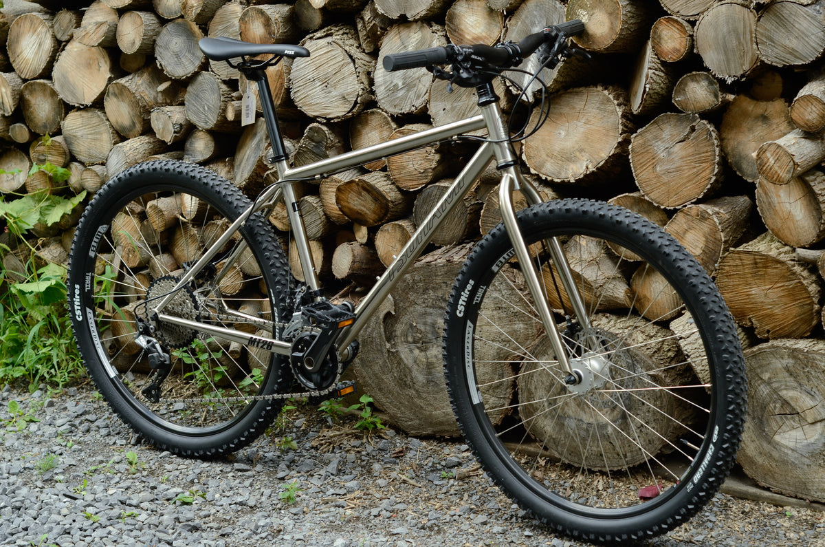 Tsunami MT26 Custom Complete Bicycle  Atelier Olympia