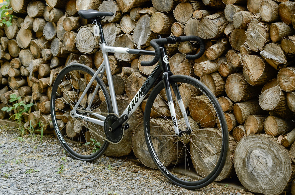 Pizz Archer Grey/Black/White Custom Build Complete Bicycle  Atelier Olympia