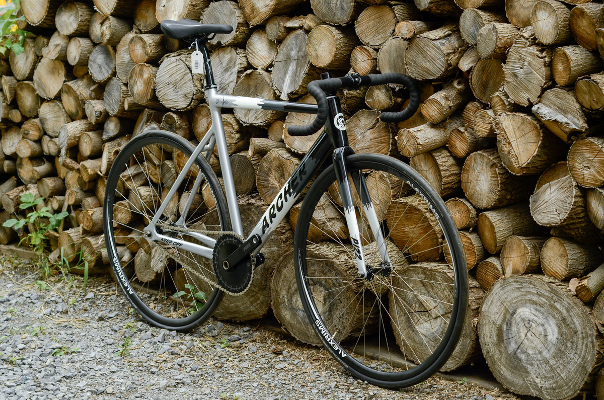 Pizz Archer Grey/Black/White Custom Build Complete Bicycle  Atelier Olympia