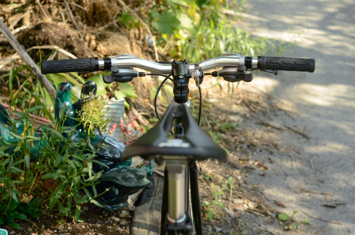 Nineteen Commuter