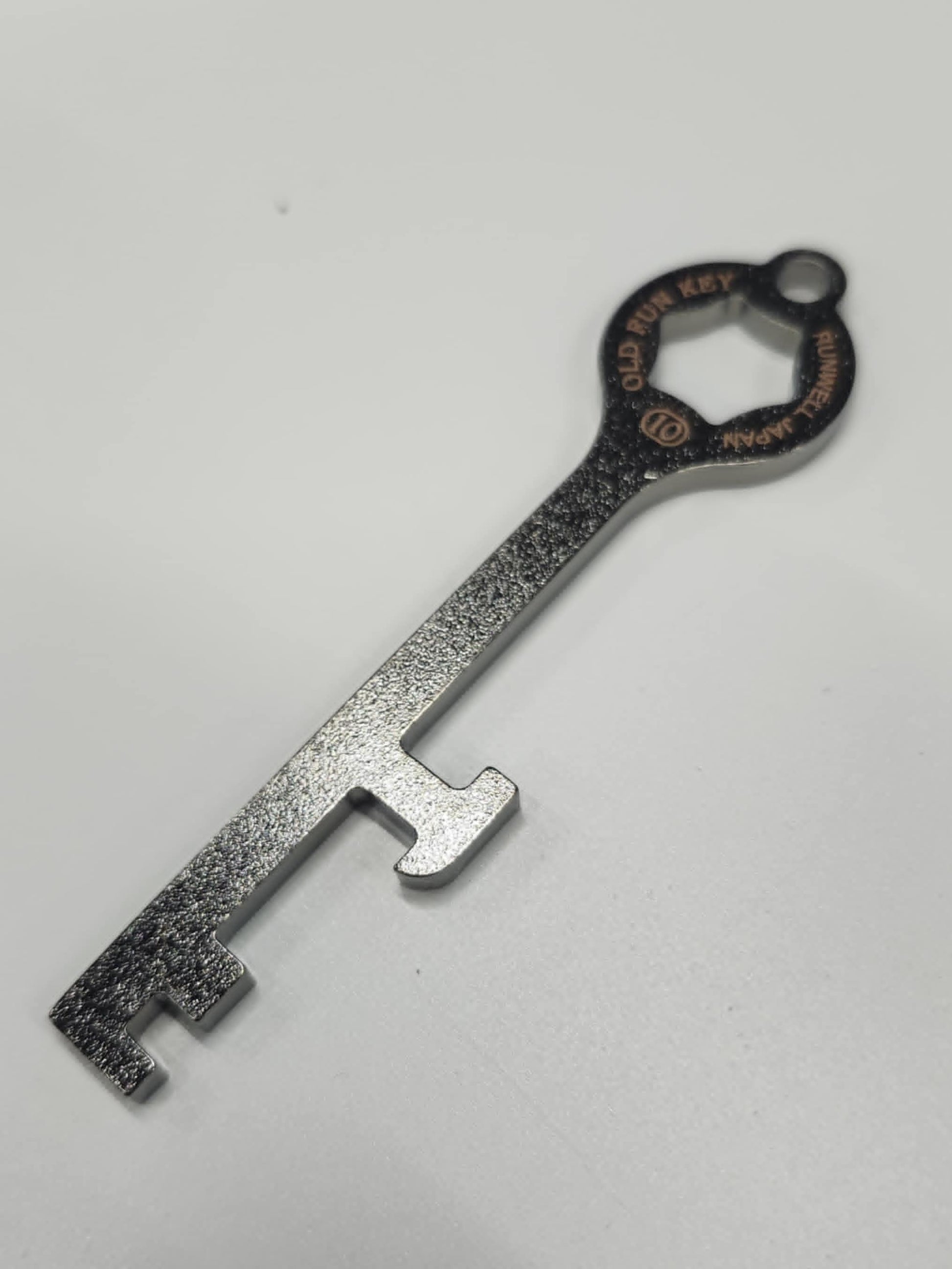 Runwell Old Fun Key Tool  Atelier Olympia