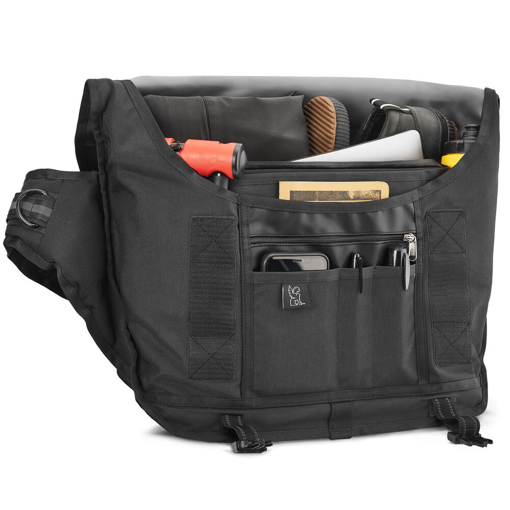Chrome Citizen Messenger Bag Messenger Bag 200.00 Atelier Olympia
